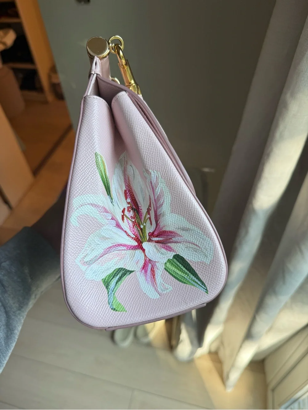 Dolce and gabbana Sicily small pristine condition